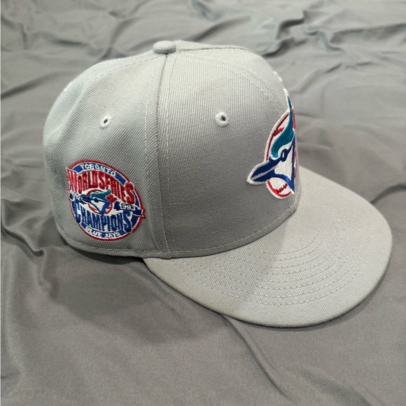 COPY - New Era Fitted Cap 7 1/4 - Picture 2 of 4